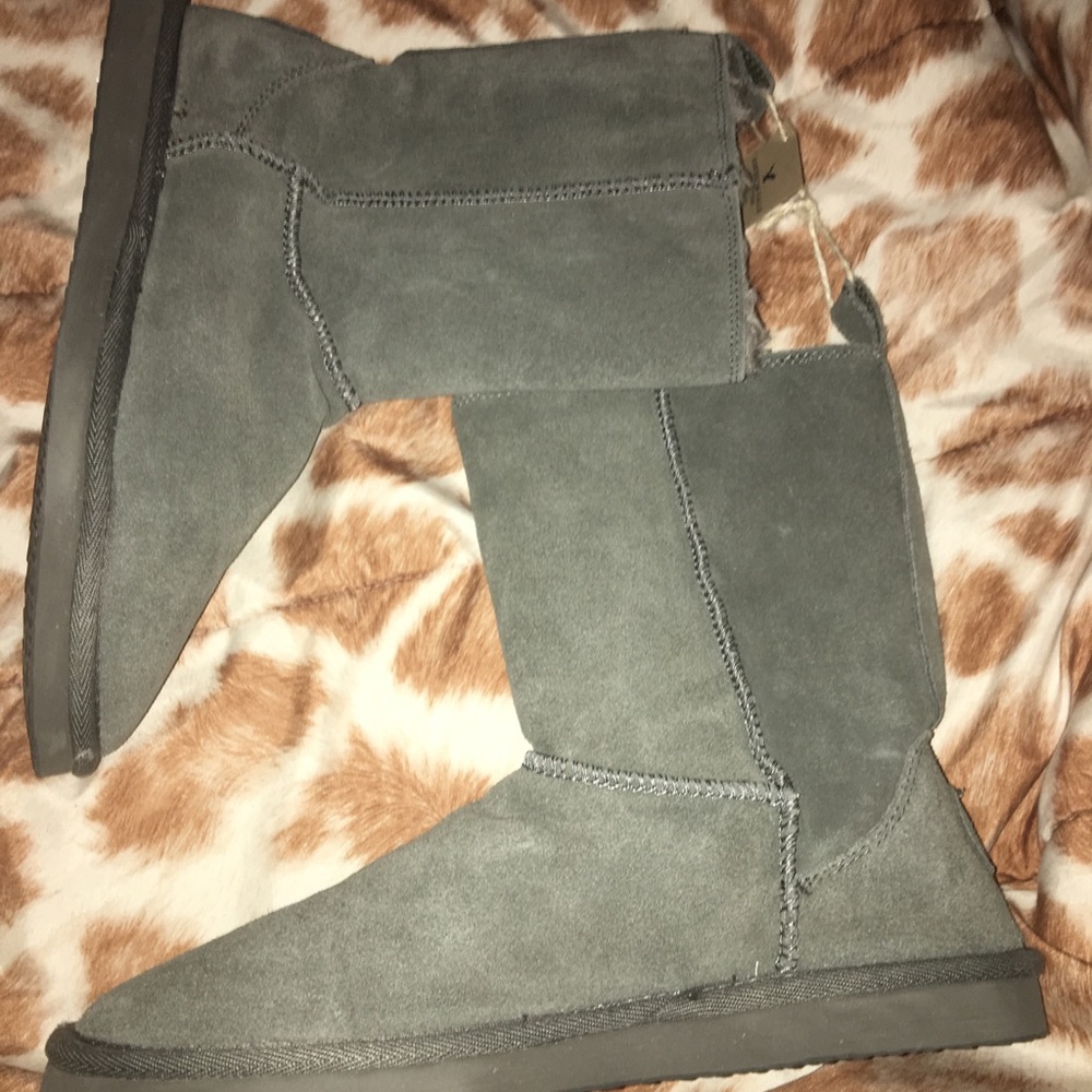 NWT size 10 American eagle boots
